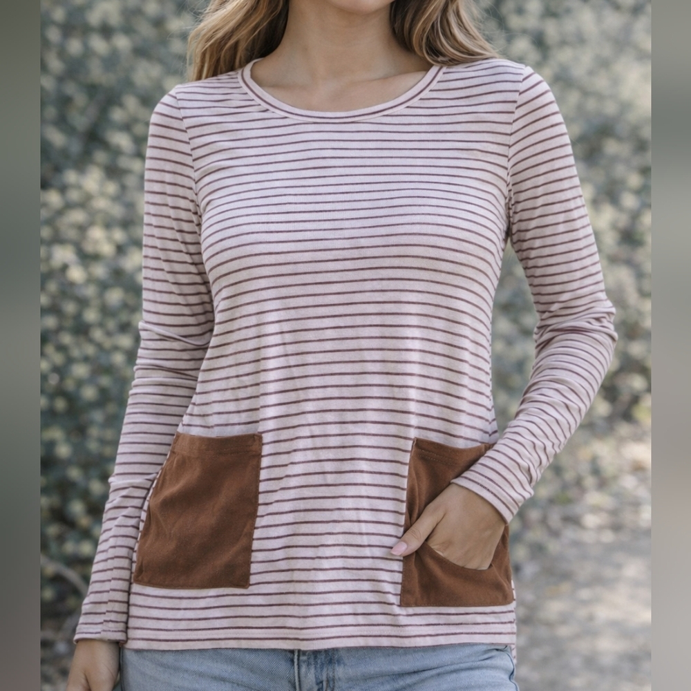 Source Unknown Striped Long Sleeve Tee with Brown Pockets